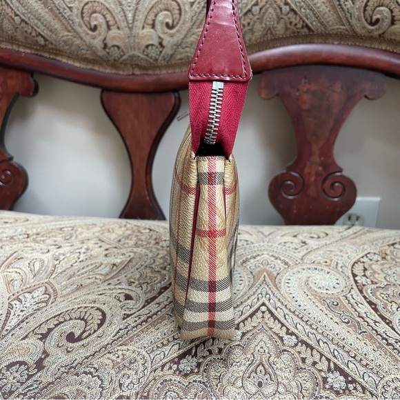 Burberry Haymarket Check Top Handle Zip Closure Logo Clasp Mini Bag - Picture 5 of 14